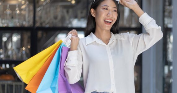Money habits that may raise lenders’ eyebrows